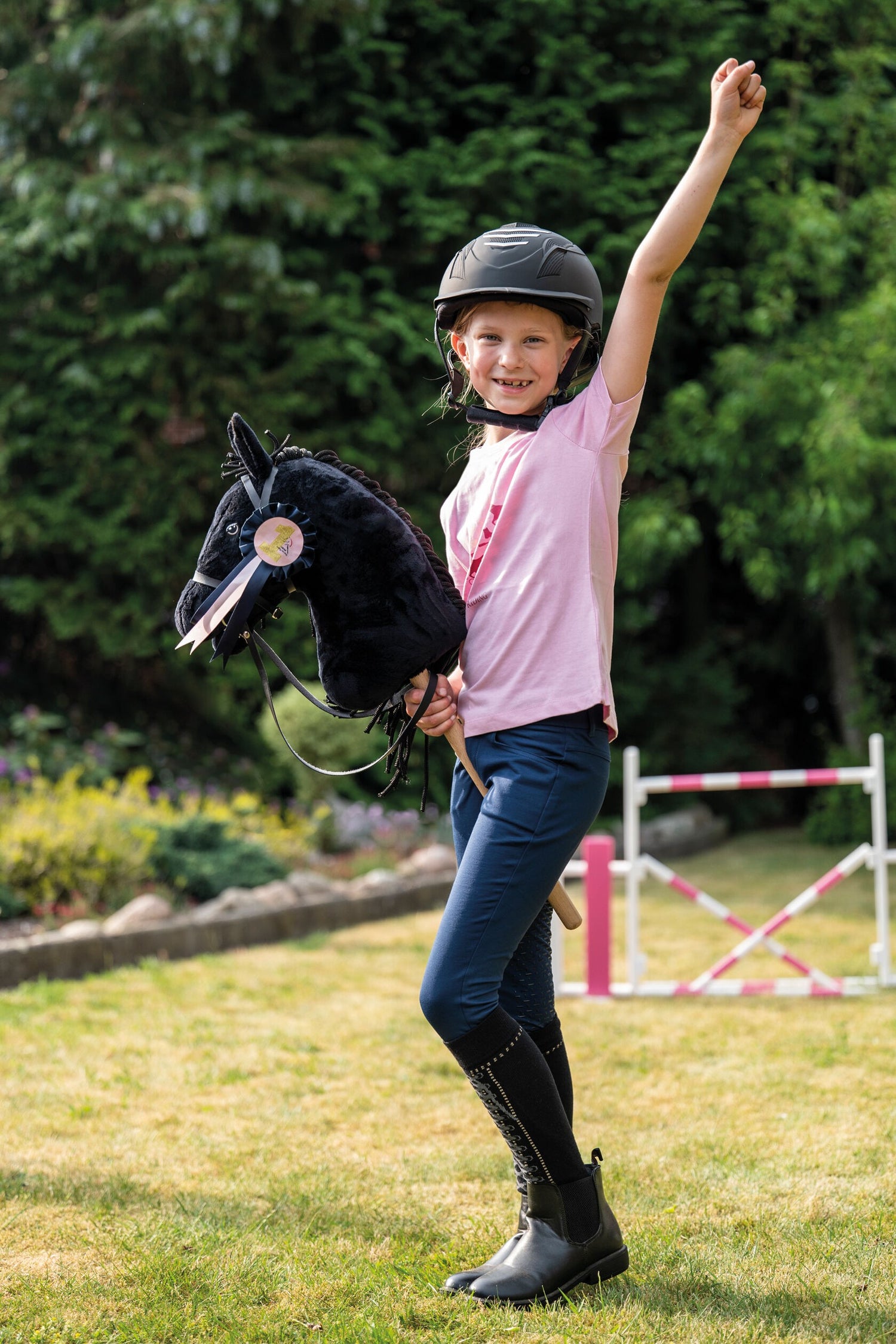 hobby horse turnier tarp HKM Hobby Horse Turnierschleife