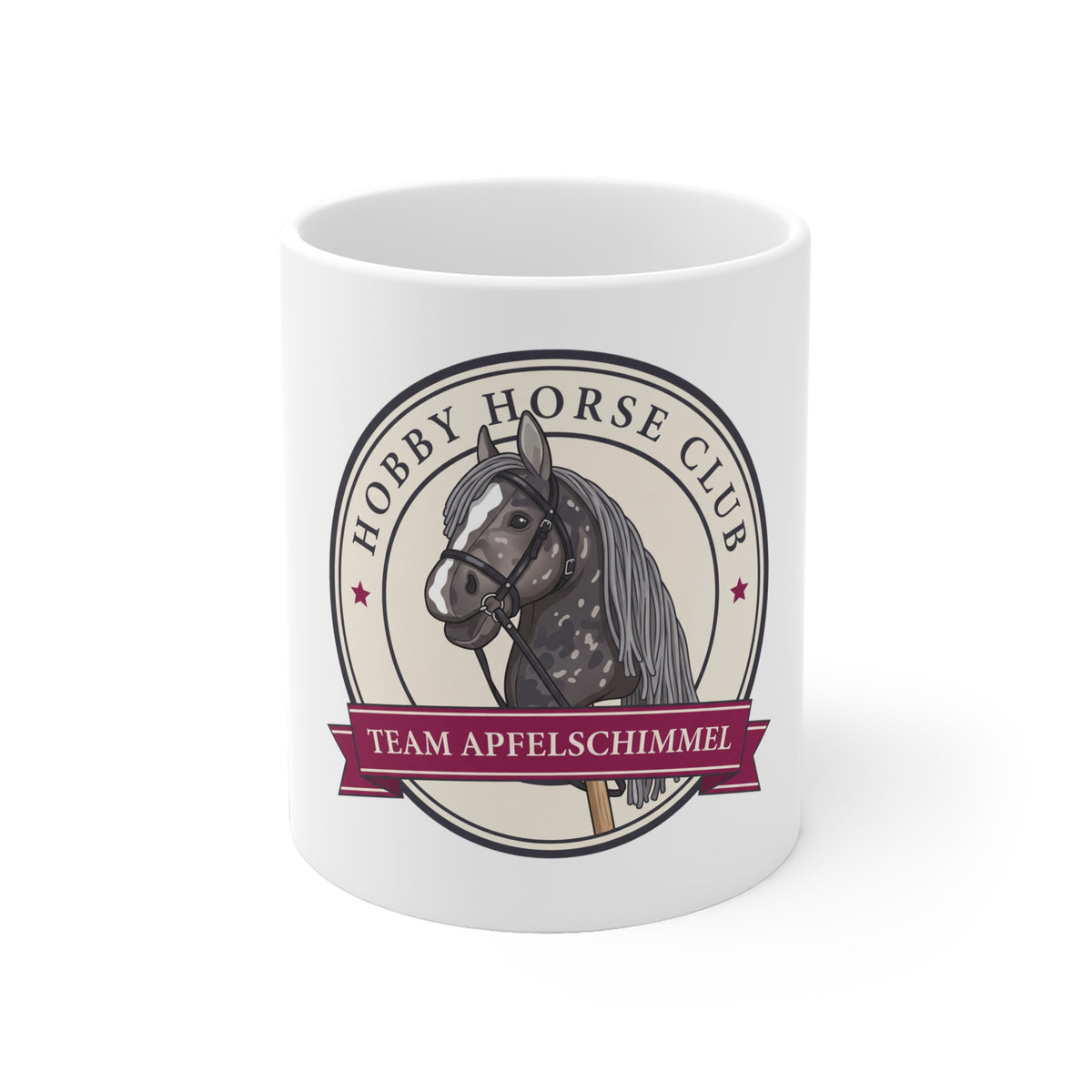 Hobby Horse Tasse Team Apfelschimmel, Vorderseite mit Hobby Horse Club Badge